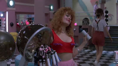 LE RAGAZZE DELLA TERRA SONO FACILI