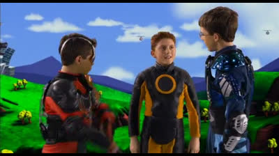 p3qu3n0s 3sp10̃3s g4m3 0v3r